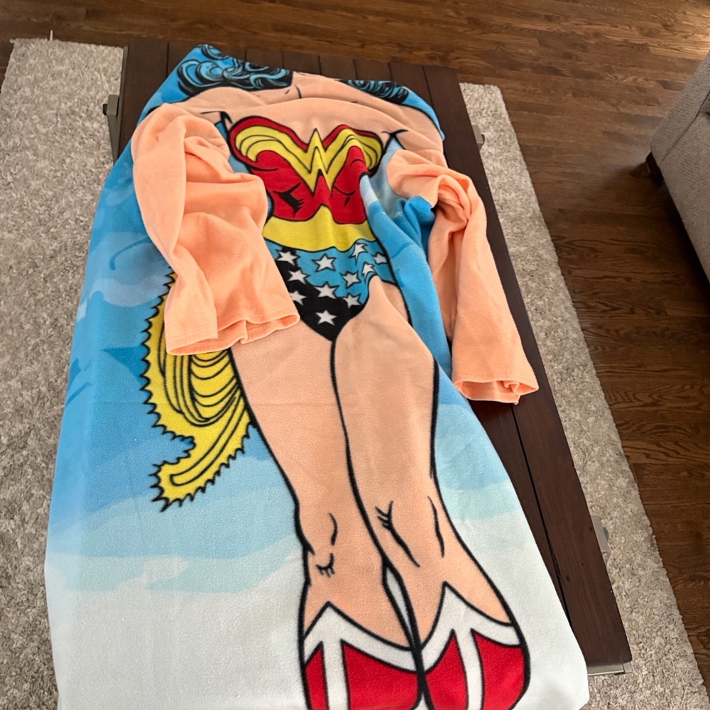 DC Wonder Woman wearable with sleeves cozy blanket
